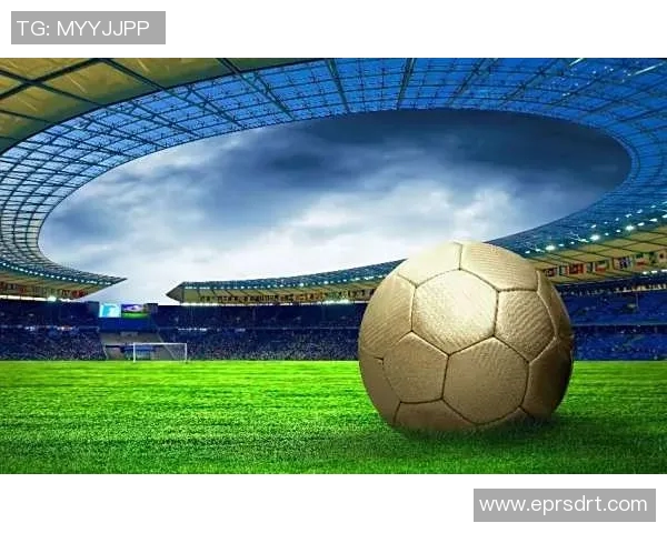 足球场上话筒传递的声音与球星背后的故事揭示