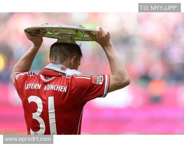 小猪贝尔哈特:从球场闪耀到生活之路的转型与挑战 小猪贝尔哈特:从球场闪耀到生活之路的转型与挑战