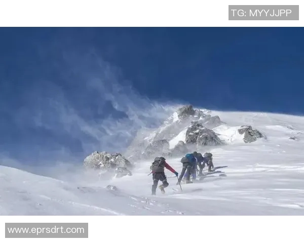 逆境中崛起的绿茵传奇他用信念和汗水踢出不凡人生